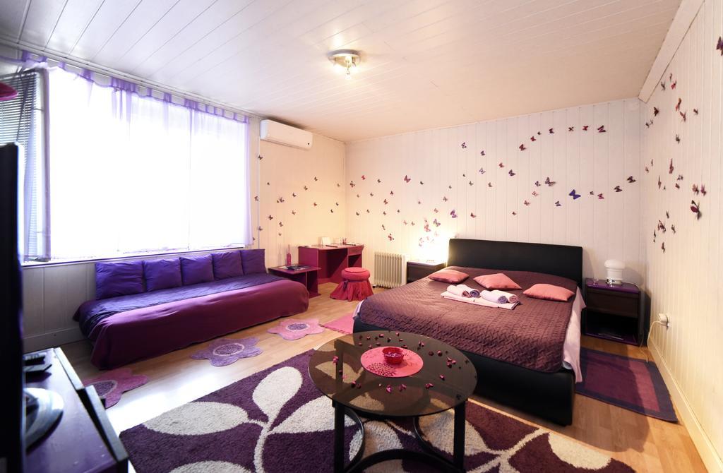 Apartment Orange Purple Blue Zagreb Exteriör bild